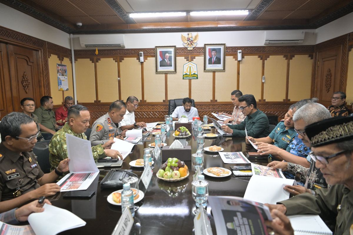 Gubernur Mualem Bahas Solusi Persoalan Krusial Aceh dengan Jajaran Forkopimda, dari Tambang Ilegal Hingga LGBT