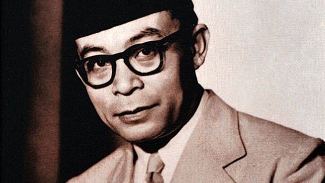 12 Tokoh yang Membentuk Ekonomi Indonesia, Hatta hingga Soemitro