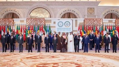Negara Arab Ramai-ramai Kecam Serangan Israel ke Suriah