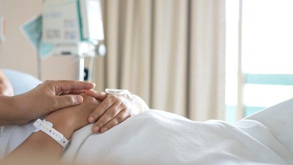 Warga RI Habiskan Rp 680 T Buat Berobat, Menkes Dorong Pembiayaan BPJS-Asuransi