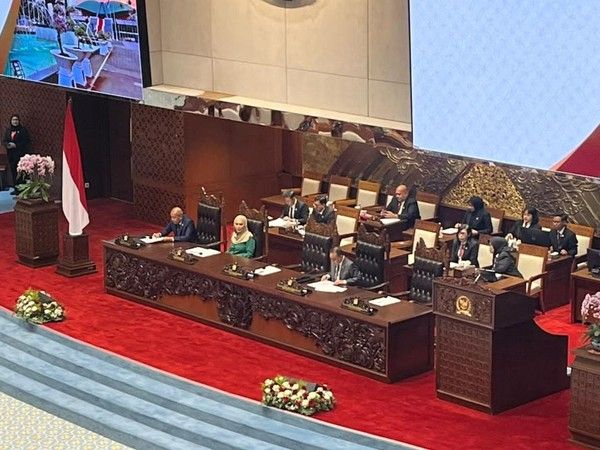 Paripurna Tetapkan RUU Pemerintahan Aceh Jadi Usul Inisiatif DPR