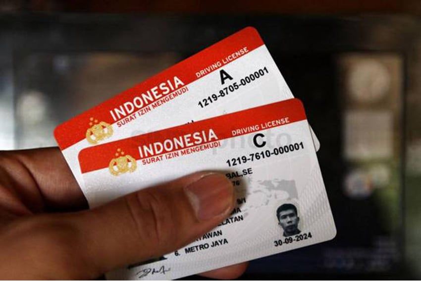 Masyarakat Rela Bayar SIM Palsu Rp550 Ribu, DPR Minta Benahi Sistem