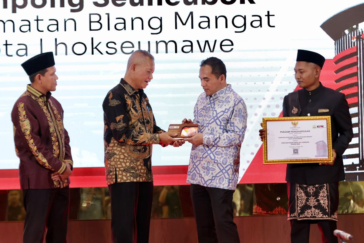 Pemko Lhokseumawe Terima Penghargaan Desa Antikorupsi untuk Gampong Seuneubok