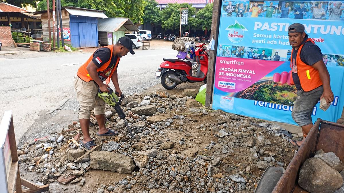 Urai Kemacetan Simpang Cot Iri, PUPR Aceh Lebarkan Bahu Jalan